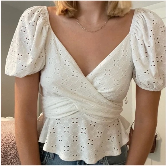 NEW TopShop white broderie eyelet crop wrap top, 4 - Picture 3 of 8